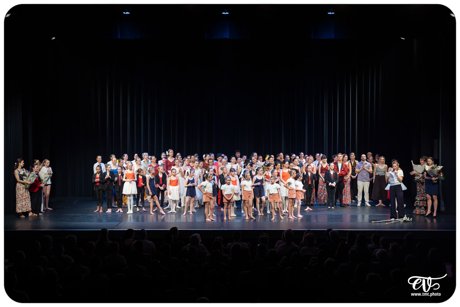 ECOLE DE DANSE CÉCILE ADAMOW